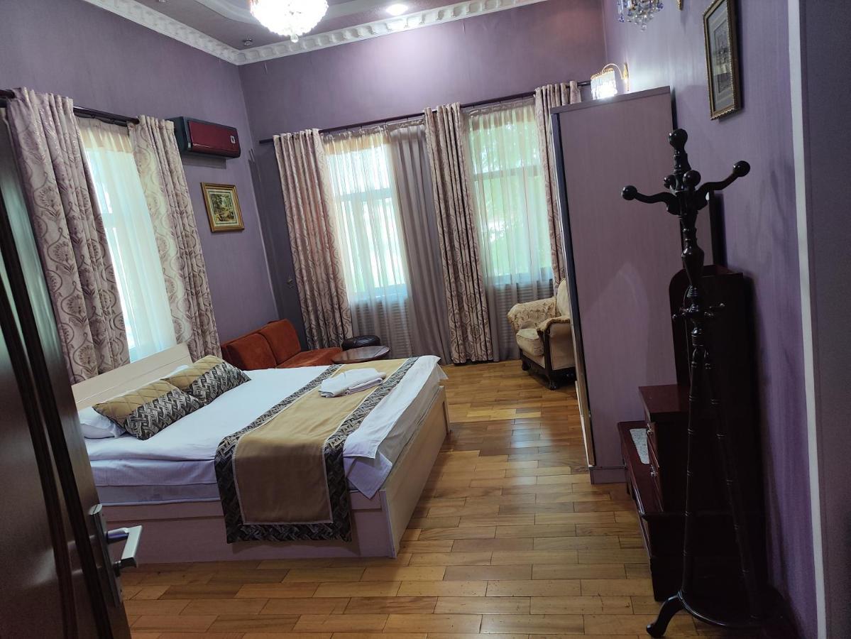 Almos Hotel Dusanbe Kültér fotó